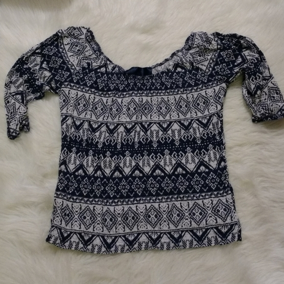 Crinkled 3/4 Sleeve Blue Rain Blouse - Picture 5 of 11